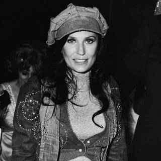 Loretta Lynn wallpaper