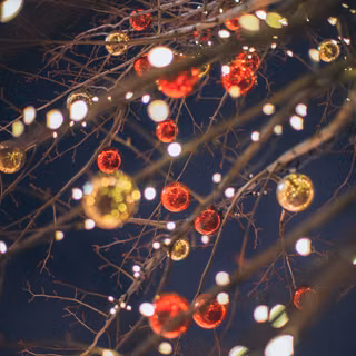 Christmas light circle wallpaper