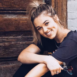 Sadie Robertson wallpaper