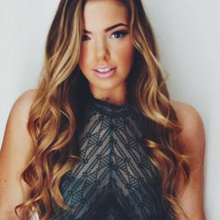 Miranda May wallpaper