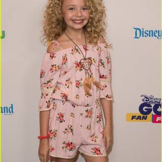 Mallory James Mahoney wallpaper