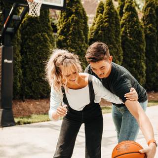 Basketball couple wallpaper