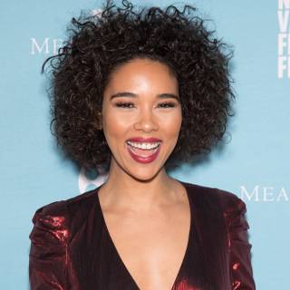 Alexandra Shipp wallpaper