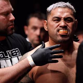 Mark Hunt wallpaper