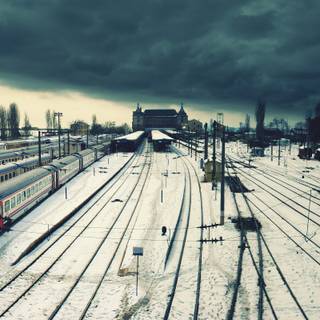Train tracks winter wallpaper
