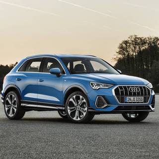 Audi Q3 2022 wallpaper