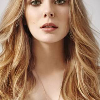 Elizabeth Chase Olsen wallpaper