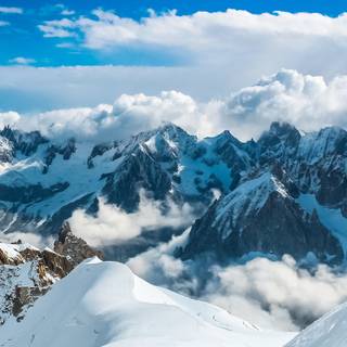 HD winter mountain view wallpaper