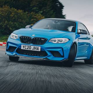 BMW M2 2022 wallpaper