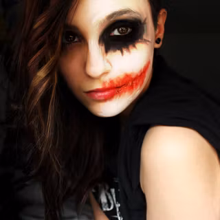 Female Joker wallpaper