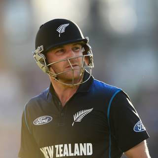 Cricket helmet wallpaper