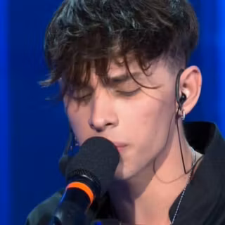 Deddy singer wallpaper