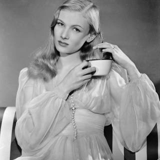 Veronica Lake wallpaper