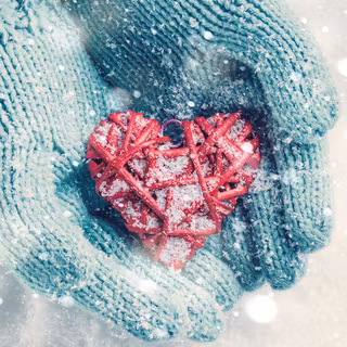 Hearts in the snow wallpaper