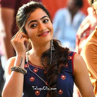 Rashmika Mandanna 2022 wallpaper