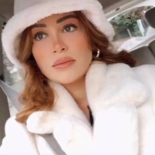 Buse Arslan wallpaper