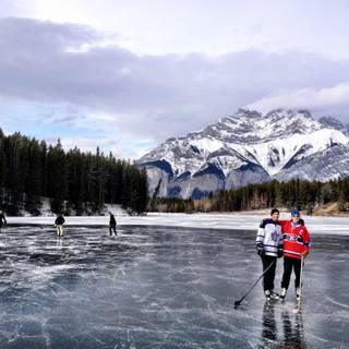 Pond hockey wallpaper