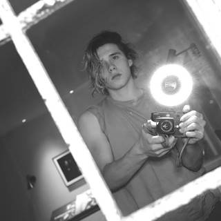 Brooklyn Beckham wallpaper