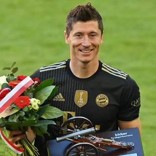 Robert Lewandowski 2022 wallpaper