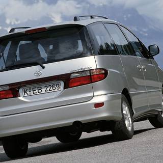 Toyota Previa wallpaper