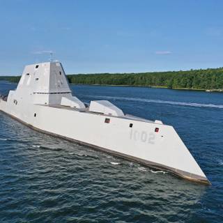Zumwalt-class destroyer wallpaper