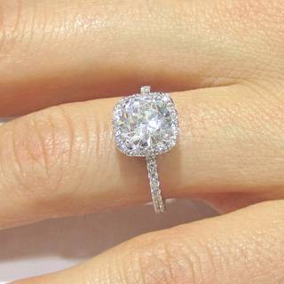 Finger ring wallpaper