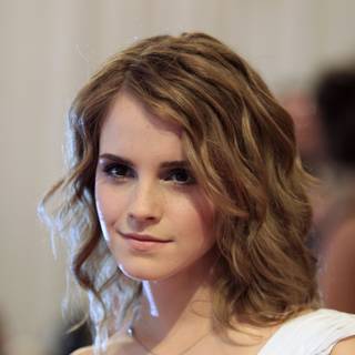 Emma Watson actress wallpaper