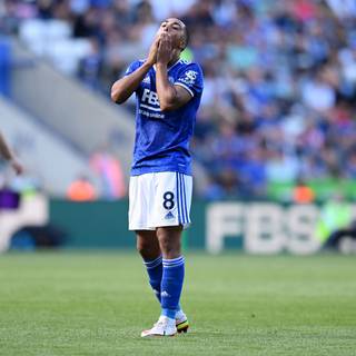 Youri Tielemans wallpaper