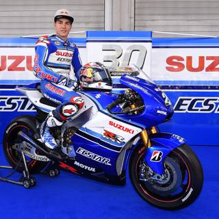 Suzuki MotoGP 2022 wallpaper