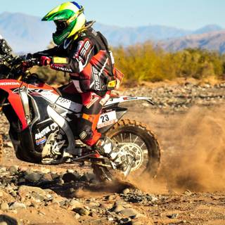 Honda dirt bike 4k wallpaper
