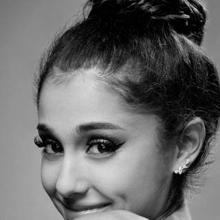 Ariana Grande white computer wallpaper