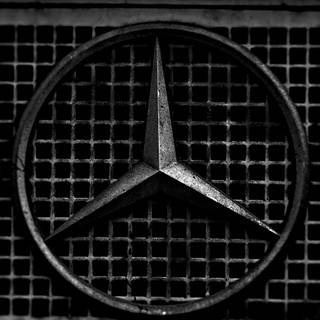 Logos of cars wallpaper