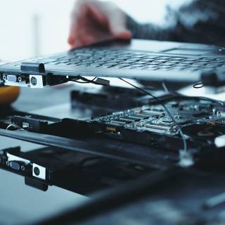 Laptop repair wallpaper