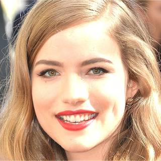 Willa Fitzgerald wallpaper