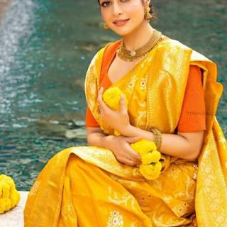 Koyel Mollik wallpaper