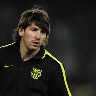 Messi long hair wallpaper