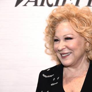 Bette Midler wallpaper