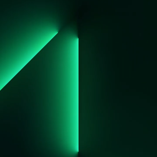 iPhone 13 Pro Max Ultra HD wallpaper