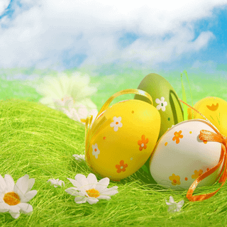 Yellow Easter wallpaper