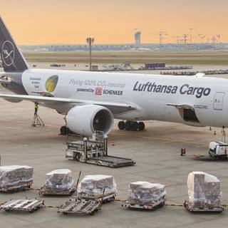 Air freight wallpaper