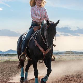 Amberley Snyder wallpaper