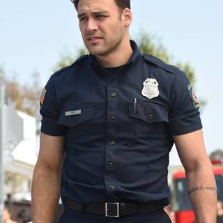 Eddie Diaz 9-1-1 wallpaper