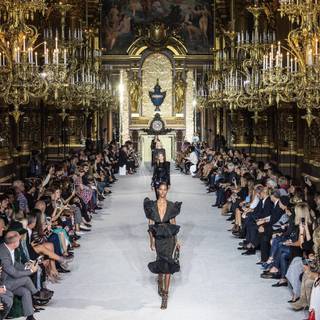 Fashion Week wallpaper