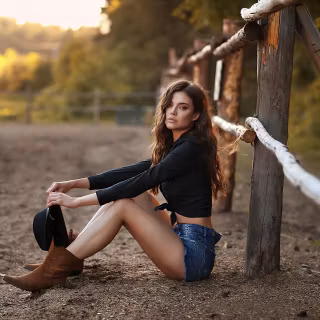 Pretty cowgirls wallpaper