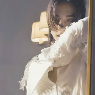 Hyunjin Playing With Fire wallpaper