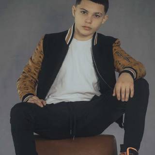 Euphoria Ashtray wallpaper