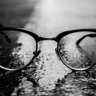 Aesthetic glasses wallpaper