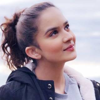 Roopi Gill desktop wallpaper