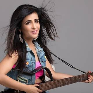 Shibani Kashyap wallpaper