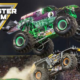 Monster truks wallpaper